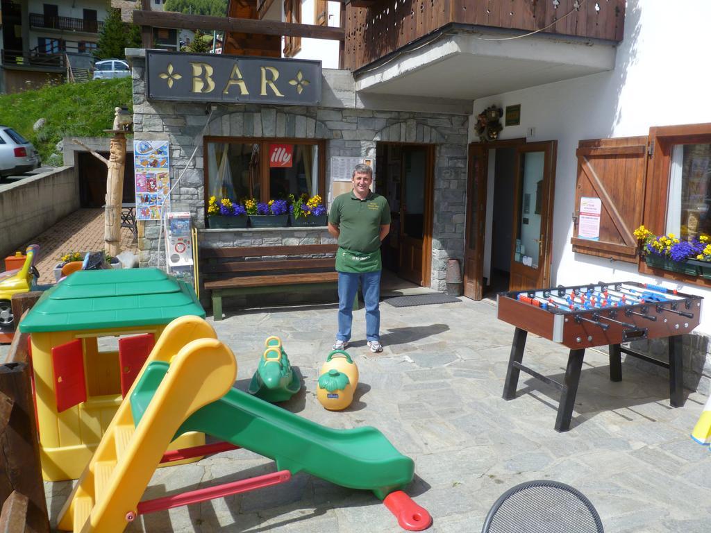 Hotel Santa San Champoluc Exterior foto