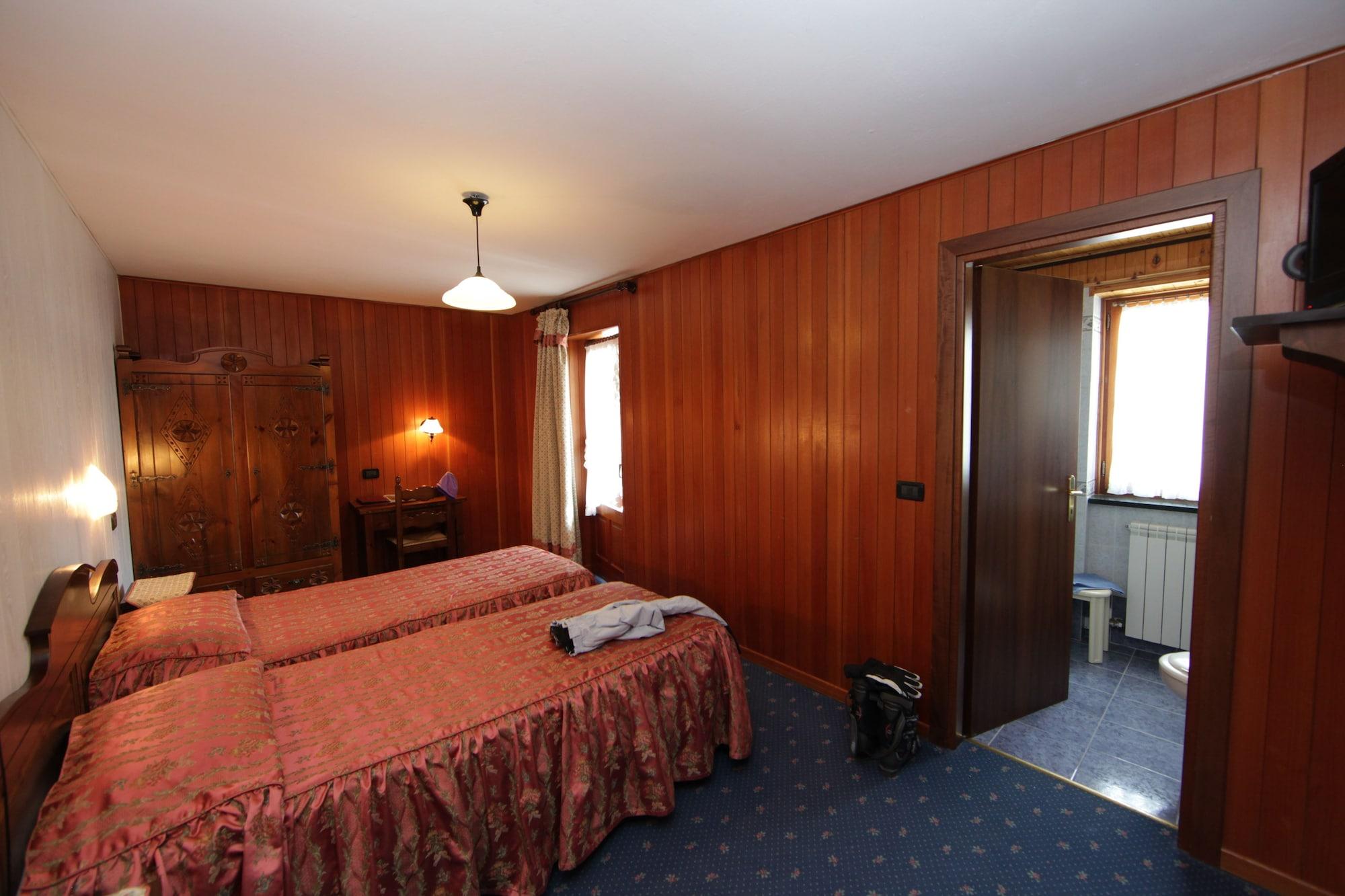 Hotel Santa San Champoluc Exterior foto